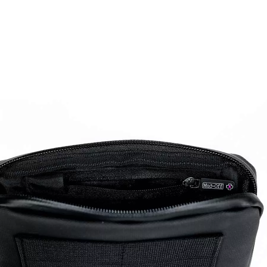 muc-off-rainproof-essentials-case-black Muc-Off Rainproof Essentials Case - Black